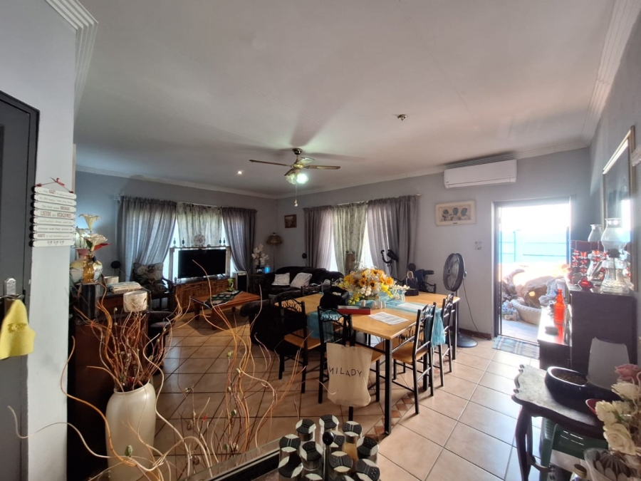 3 Bedroom Property for Sale in Beaconsfield Northern Cape